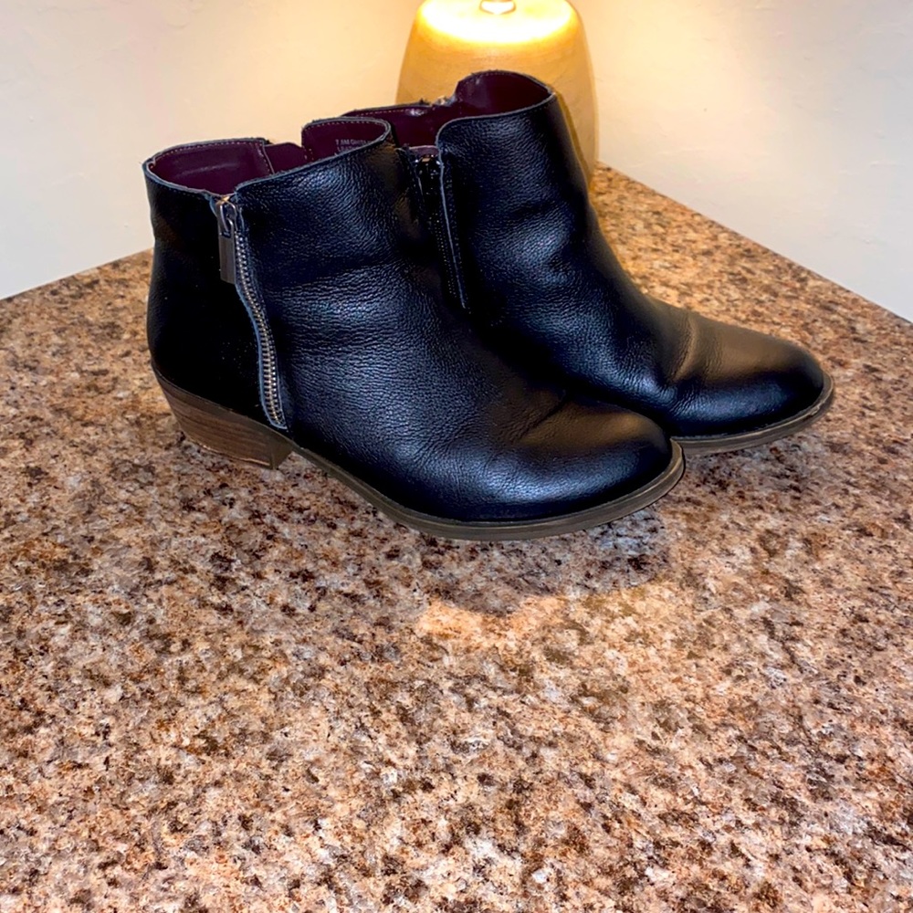 Ankle boots